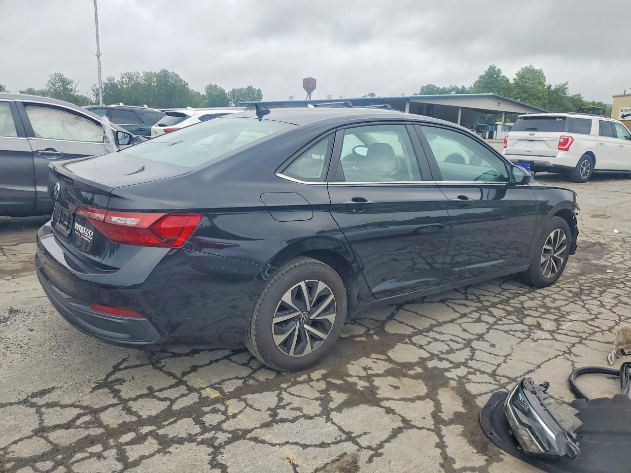 2022 VOLKSWAGEN JETTA S — снимка 3