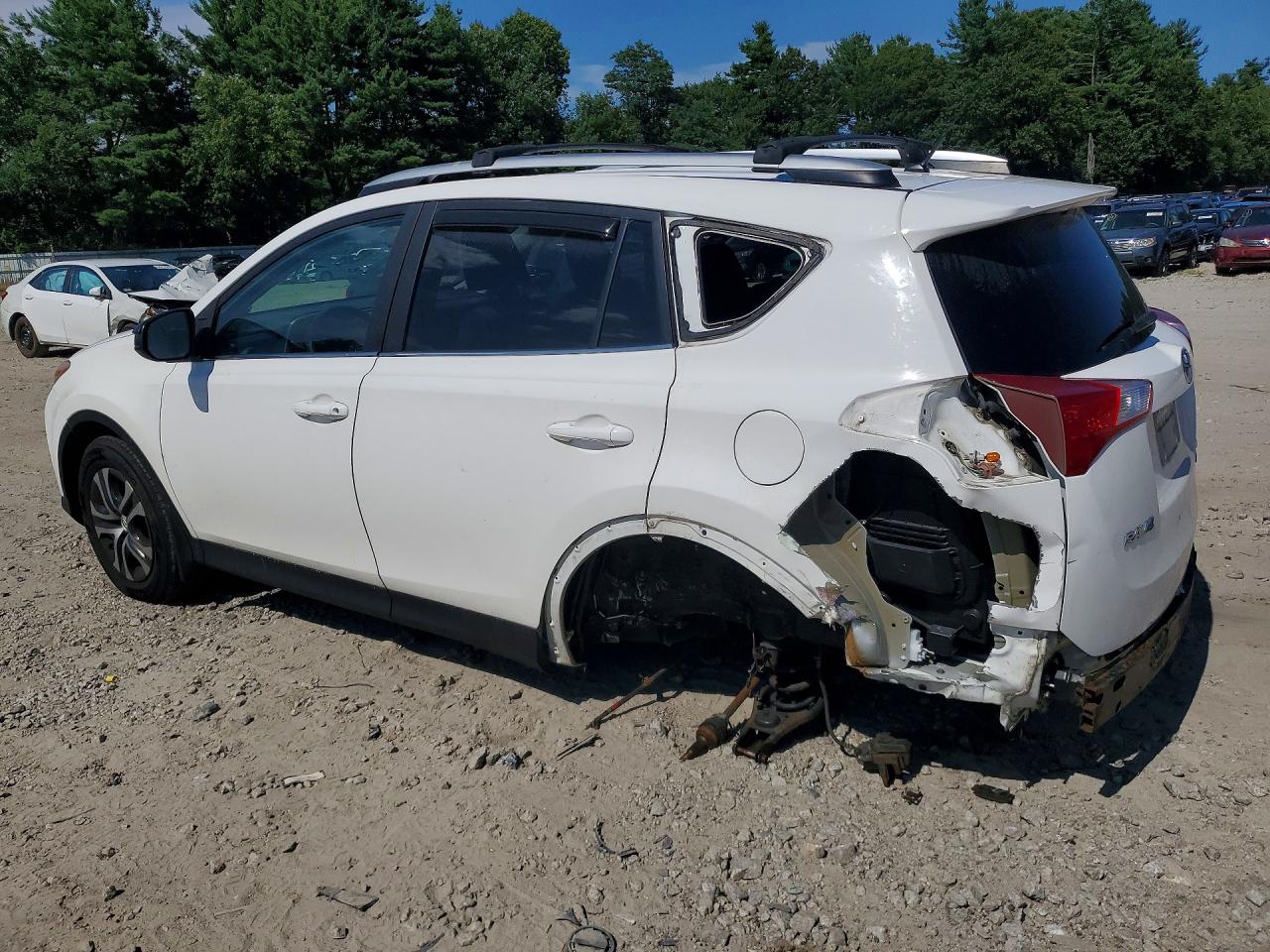 2015 TOYOTA RAV4 LE — снимка 2