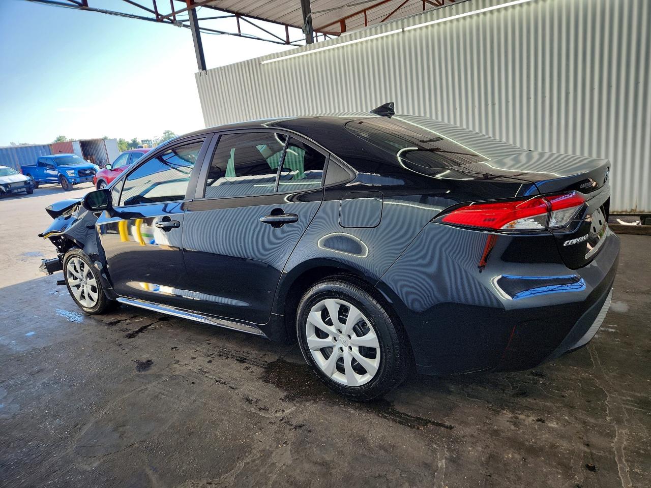 2021 TOYOTA COROLLA LE — снимка 2
