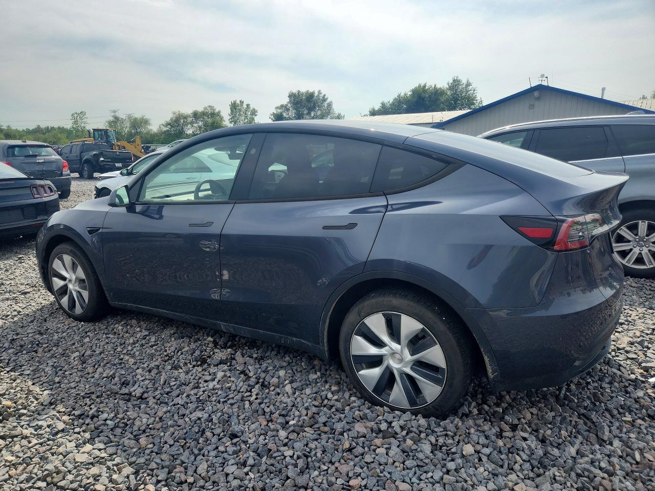 2023 TESLA MODEL Y — снимка 2