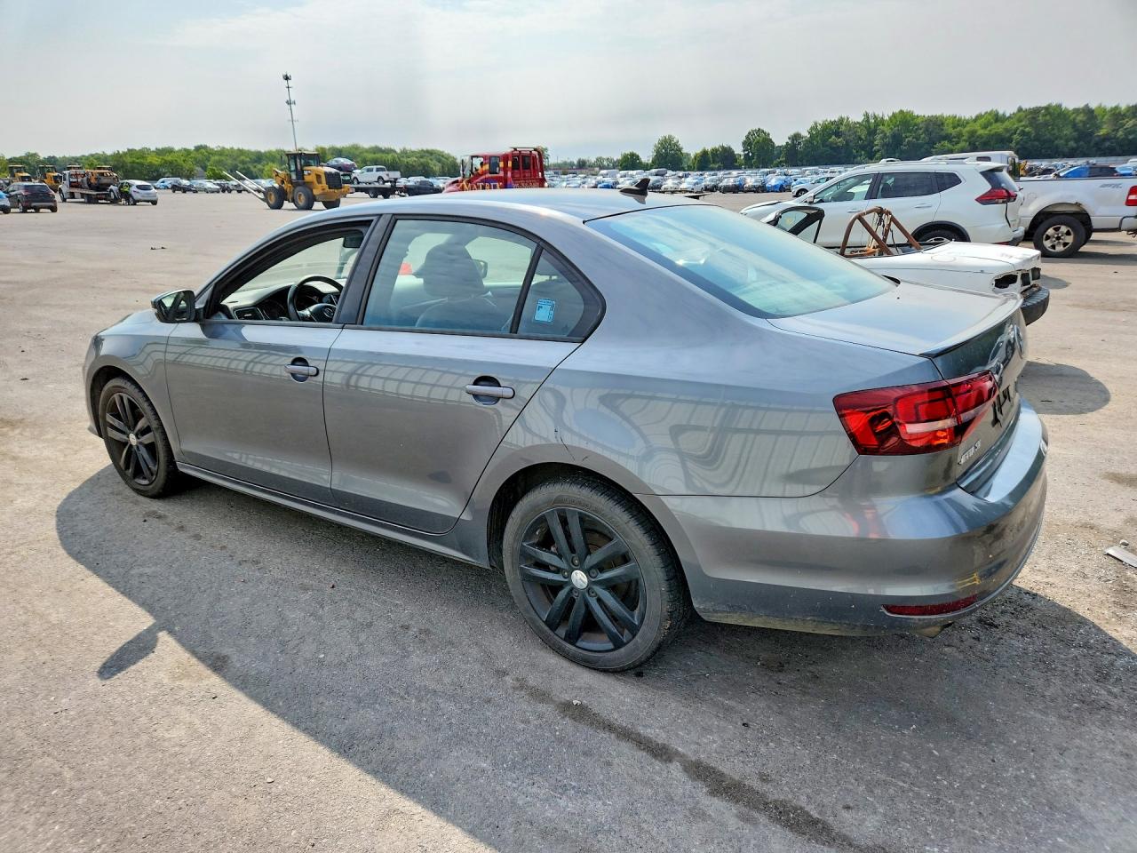 2018 VOLKSWAGEN JETTA SPORT — снимка 2