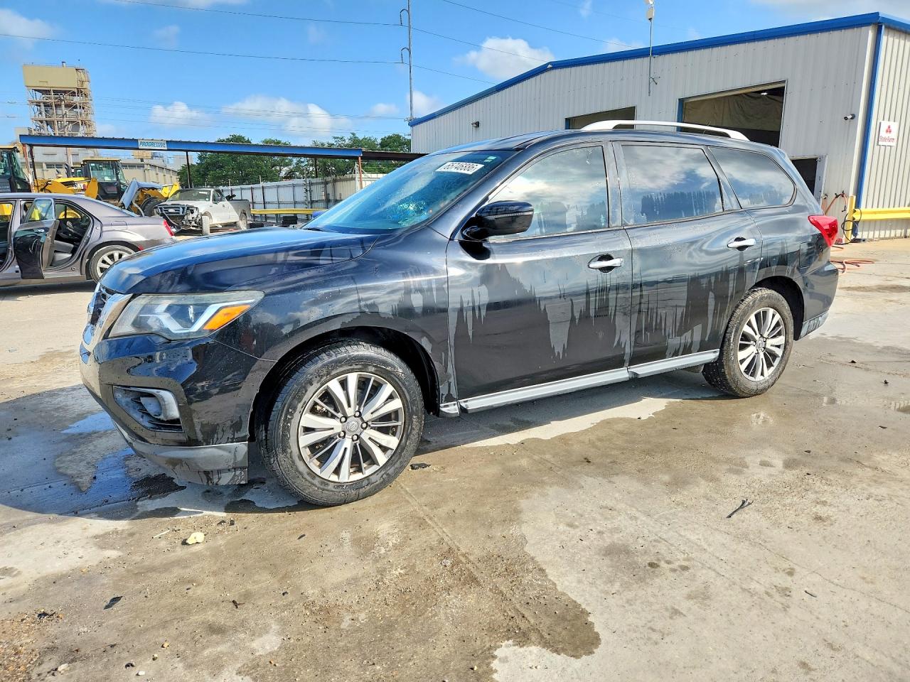 2018 NISSAN PATHFINDER SV