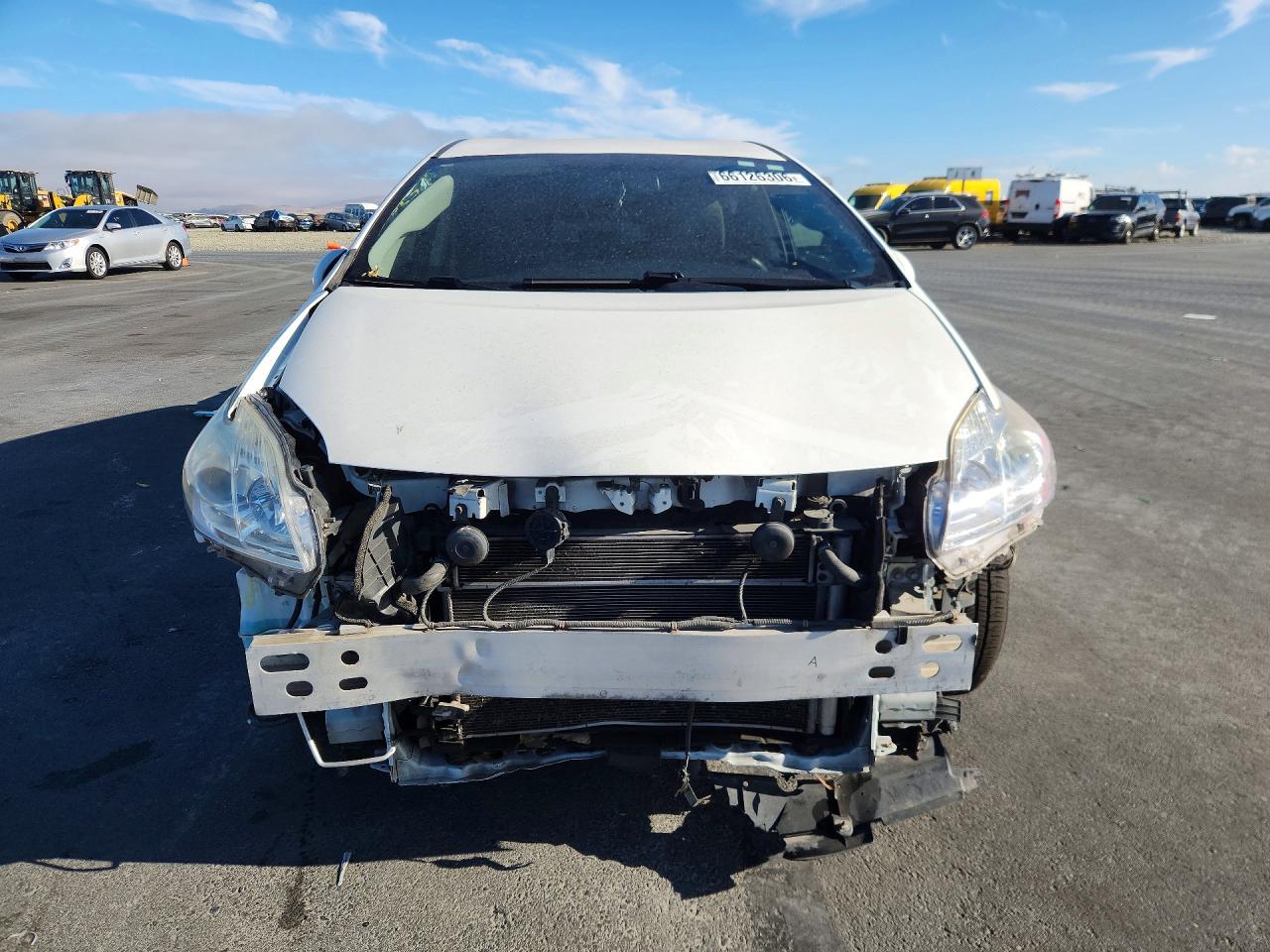 2015 TOYOTA PRIUS PLUG-IN HYBRID — снимка 5