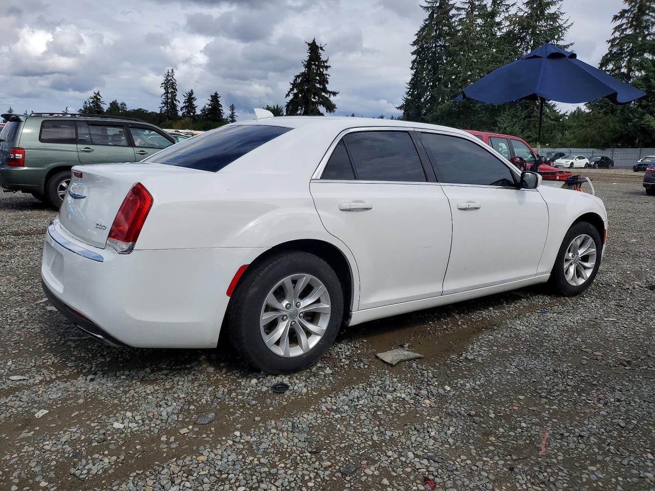 2016 CHRYSLER 300 LIMITED — снимка 3
