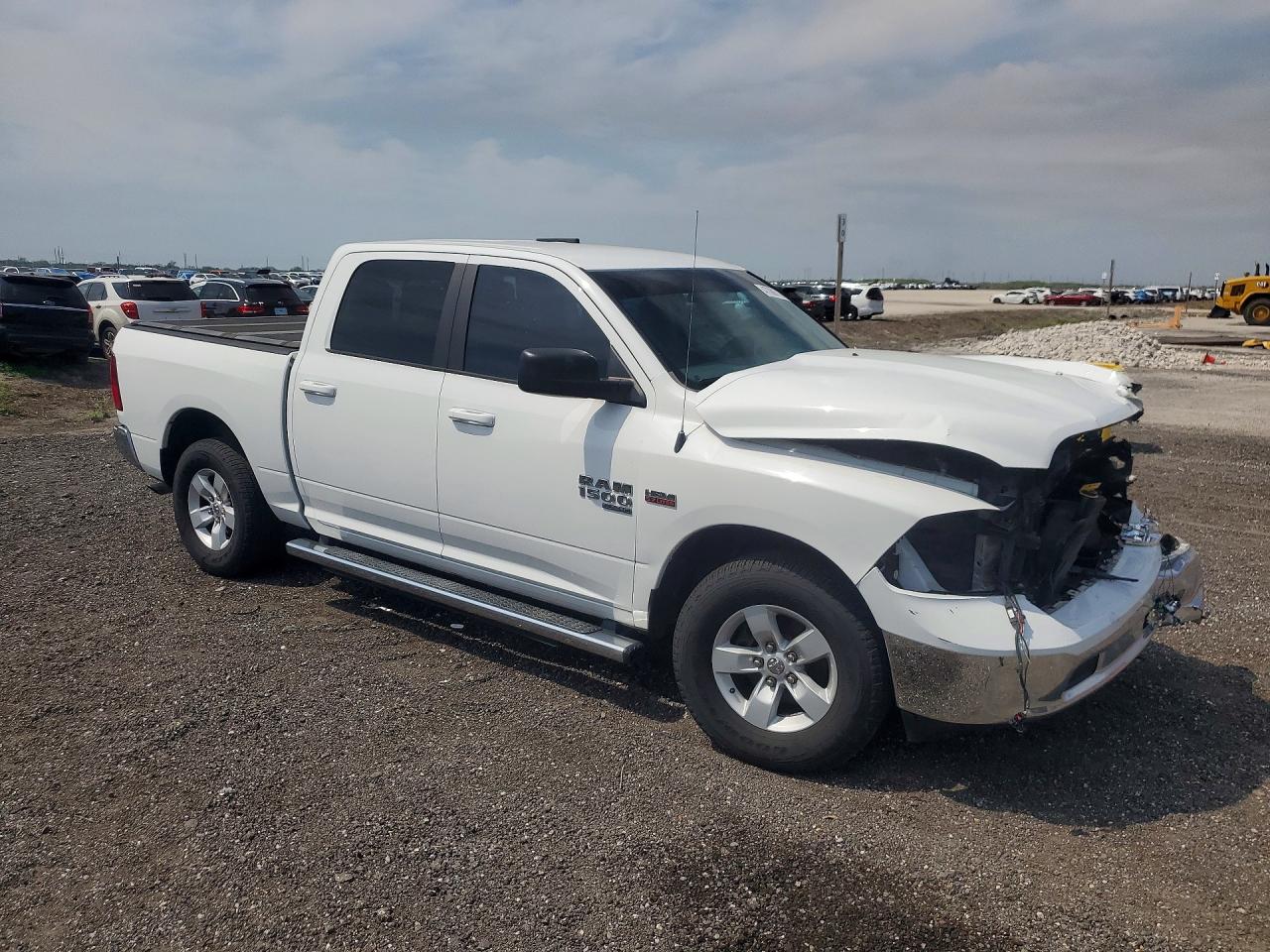 2019 RAM 1500 CLASSIC SLT — снимка 4