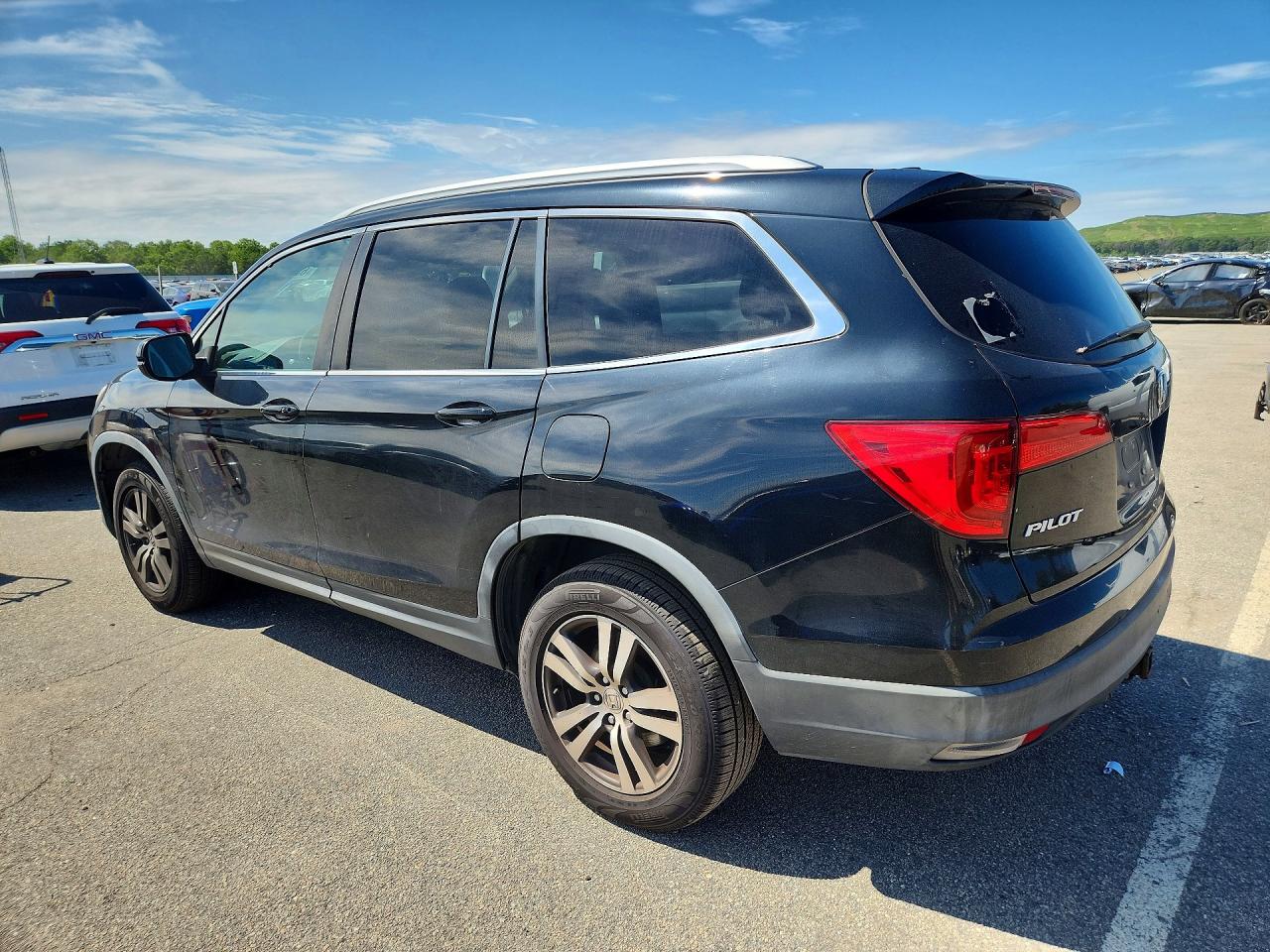 2016 HONDA PILOT EXL — снимка 2