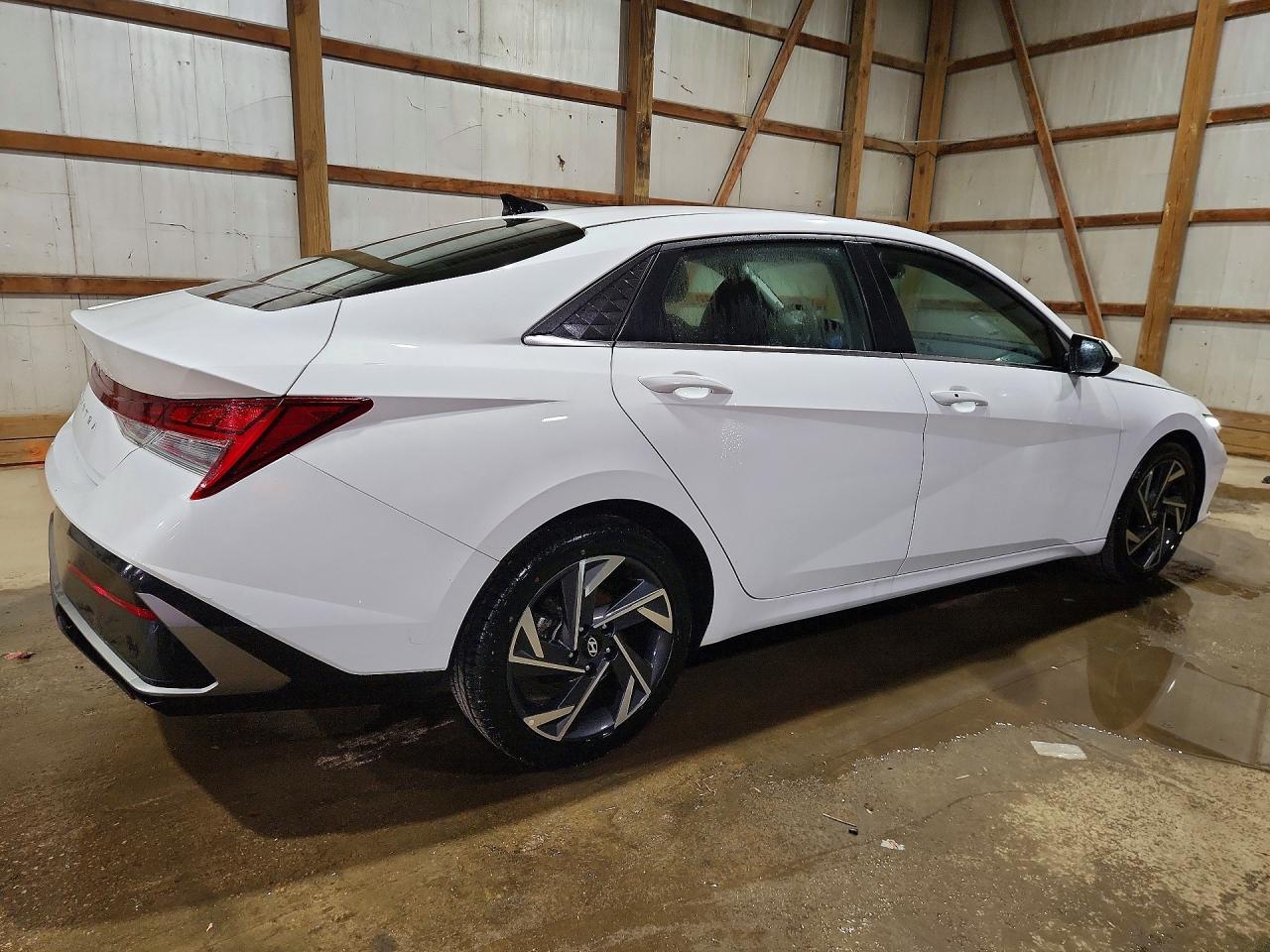 2025 HYUNDAI ELANTRA SEL — снимка 3