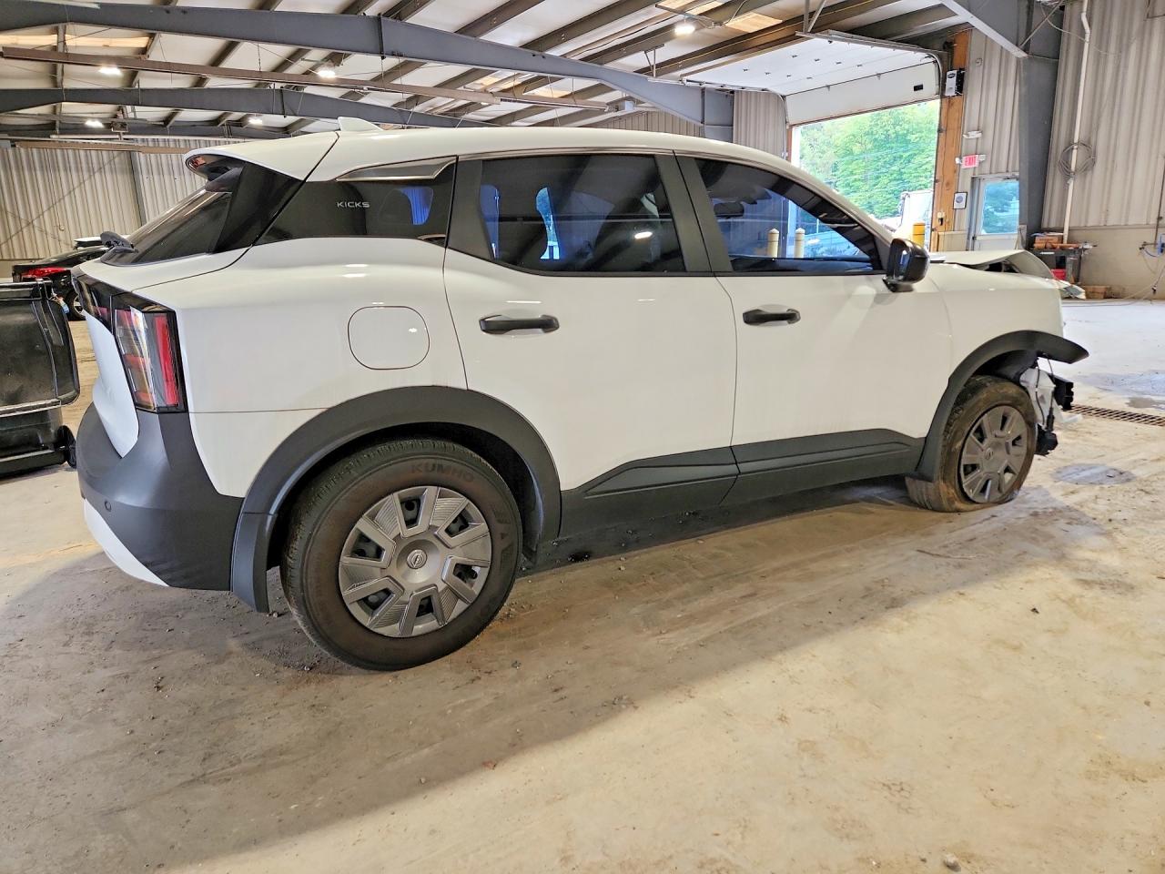 2025 NISSAN KICKS S — снимка 3