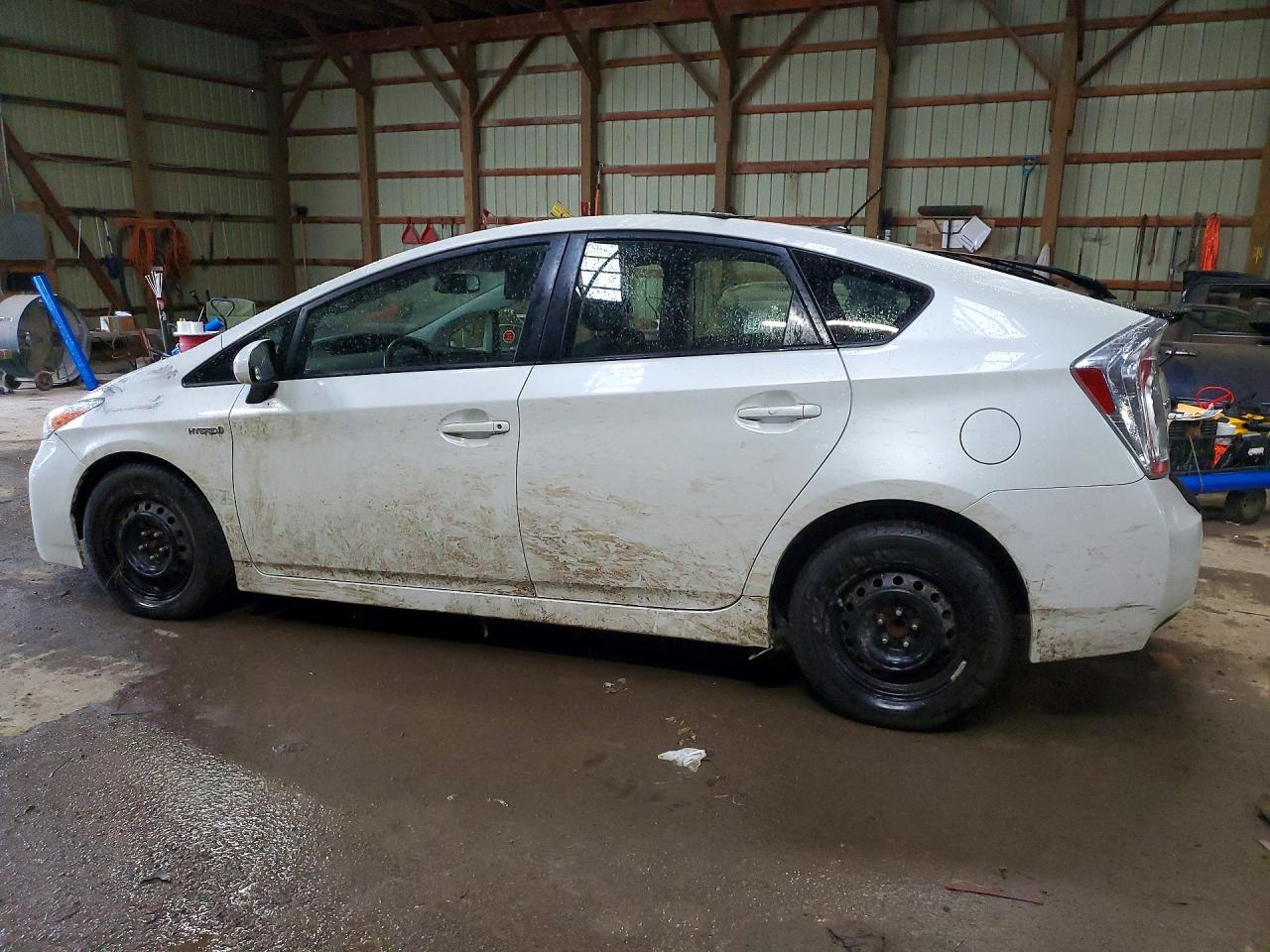 2015 TOYOTA PRIUS ONE — снимка 2
