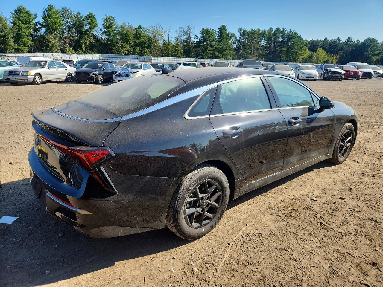 2026 KIA K5 LXS — photo 3