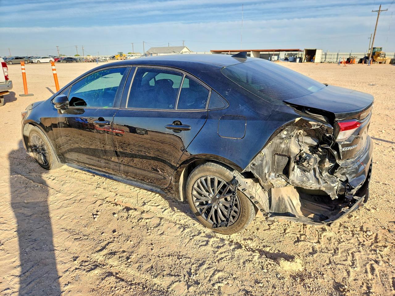 2021 TOYOTA COROLLA LE — снимка 2