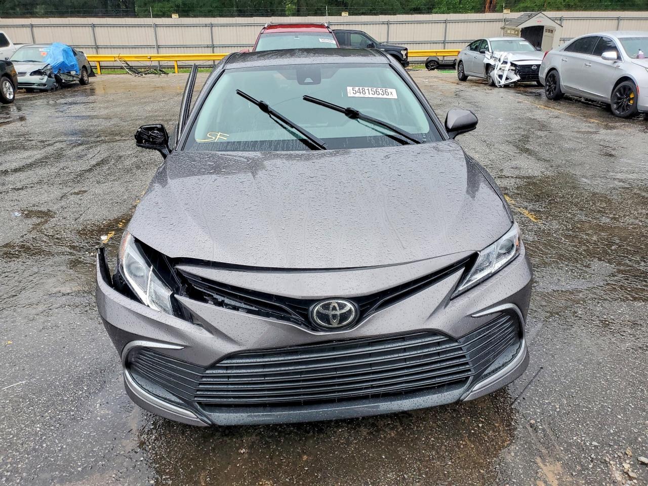 2021 TOYOTA CAMRY LE — снимка 5