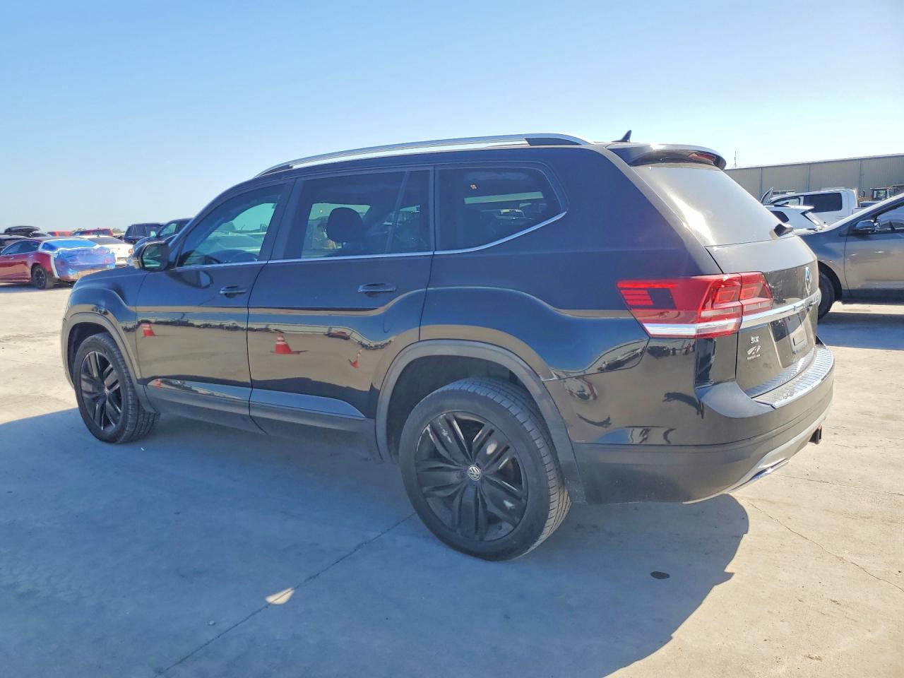 2019 VOLKSWAGEN ATLAS SE — снимка 2