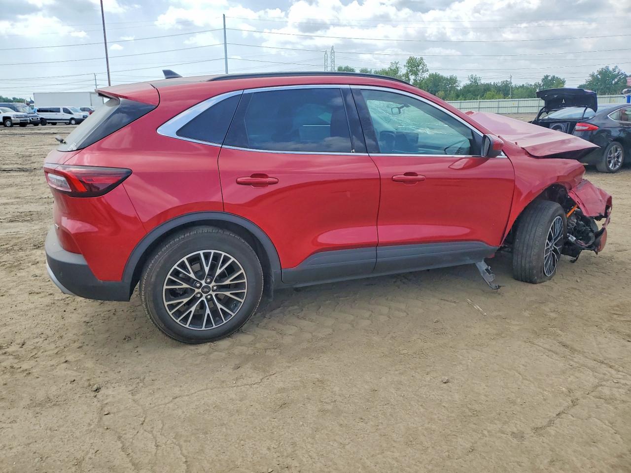 2025 FORD ESCAPE — снимка 3