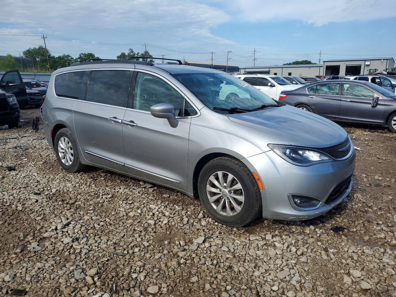 2017 CHRYSLER PACIFICA TOURING L — снимка 4