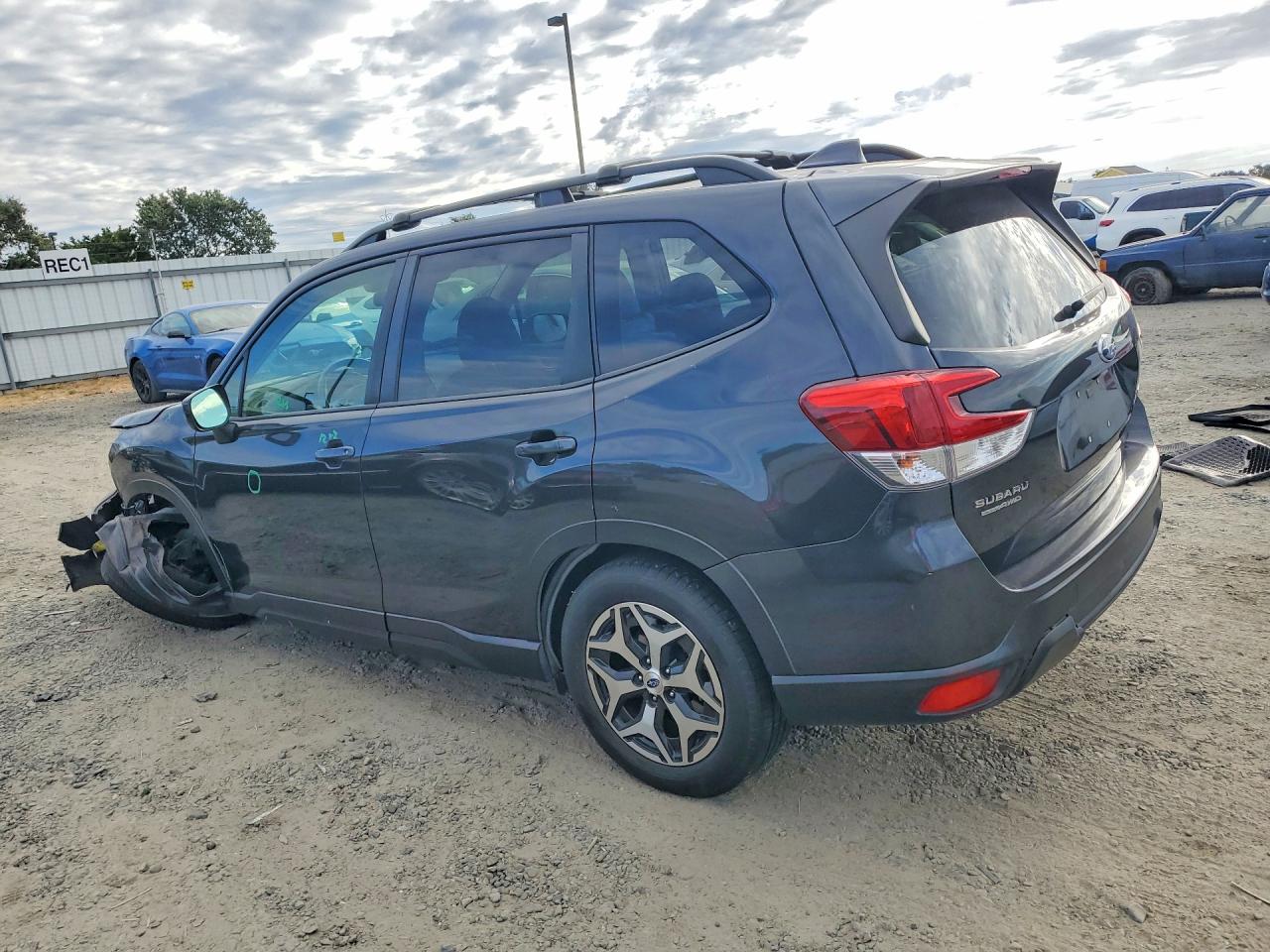 2019 SUBARU FORESTER PREMIUM — снимка 2