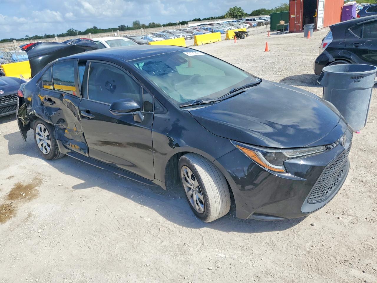 2021 TOYOTA COROLLA LE — снимка 4