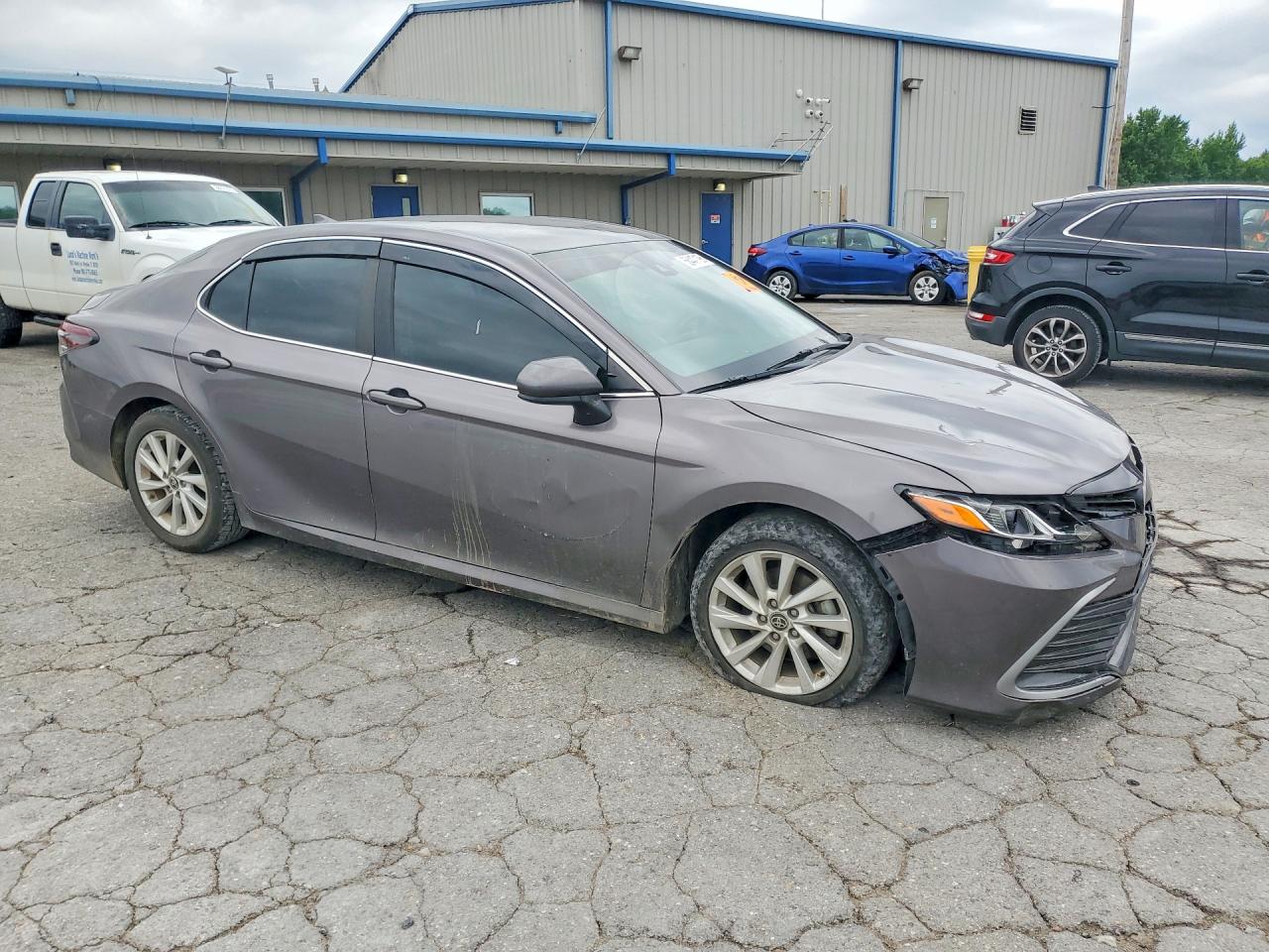 2022 TOYOTA CAMRY LE — снимка 4