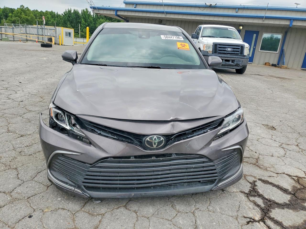 2022 TOYOTA CAMRY LE — снимка 5
