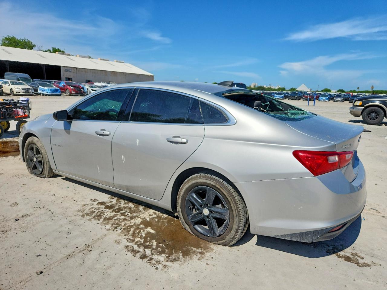 2019 CHEVROLET MALIBU — снимка 2