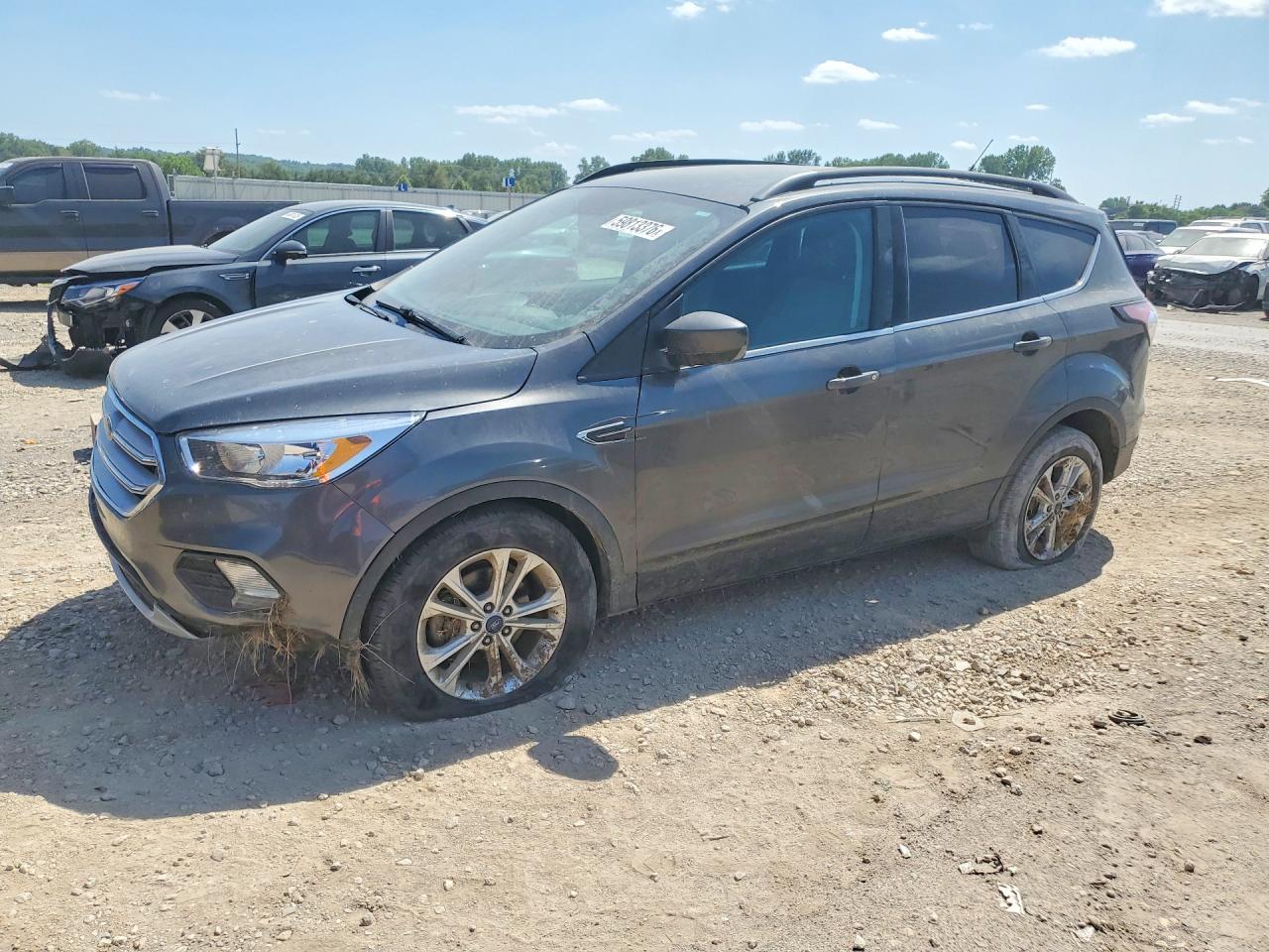 2018 FORD ESCAPE SE