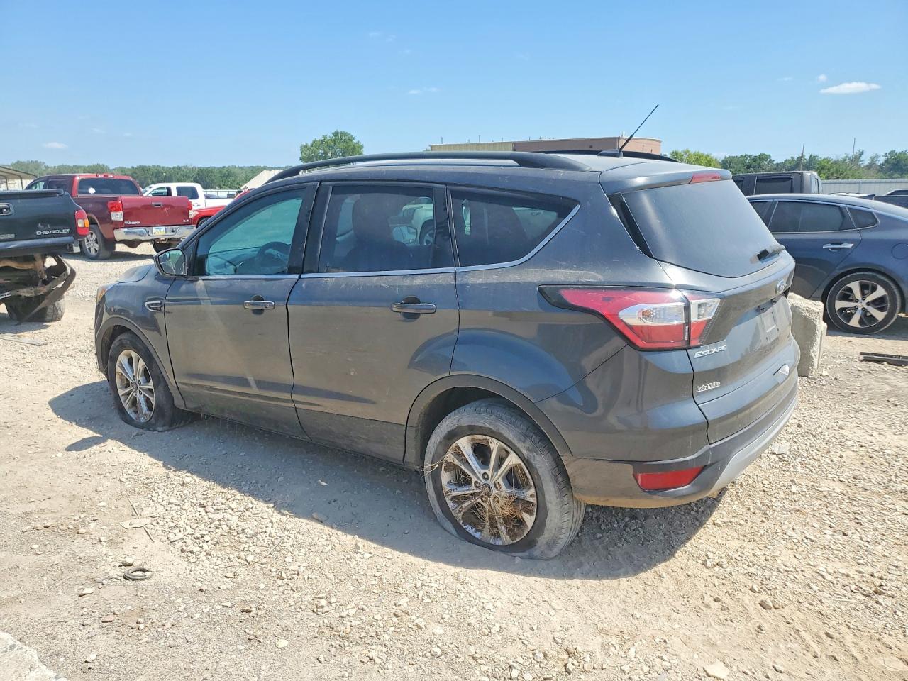 2018 FORD ESCAPE SE — снимка 2