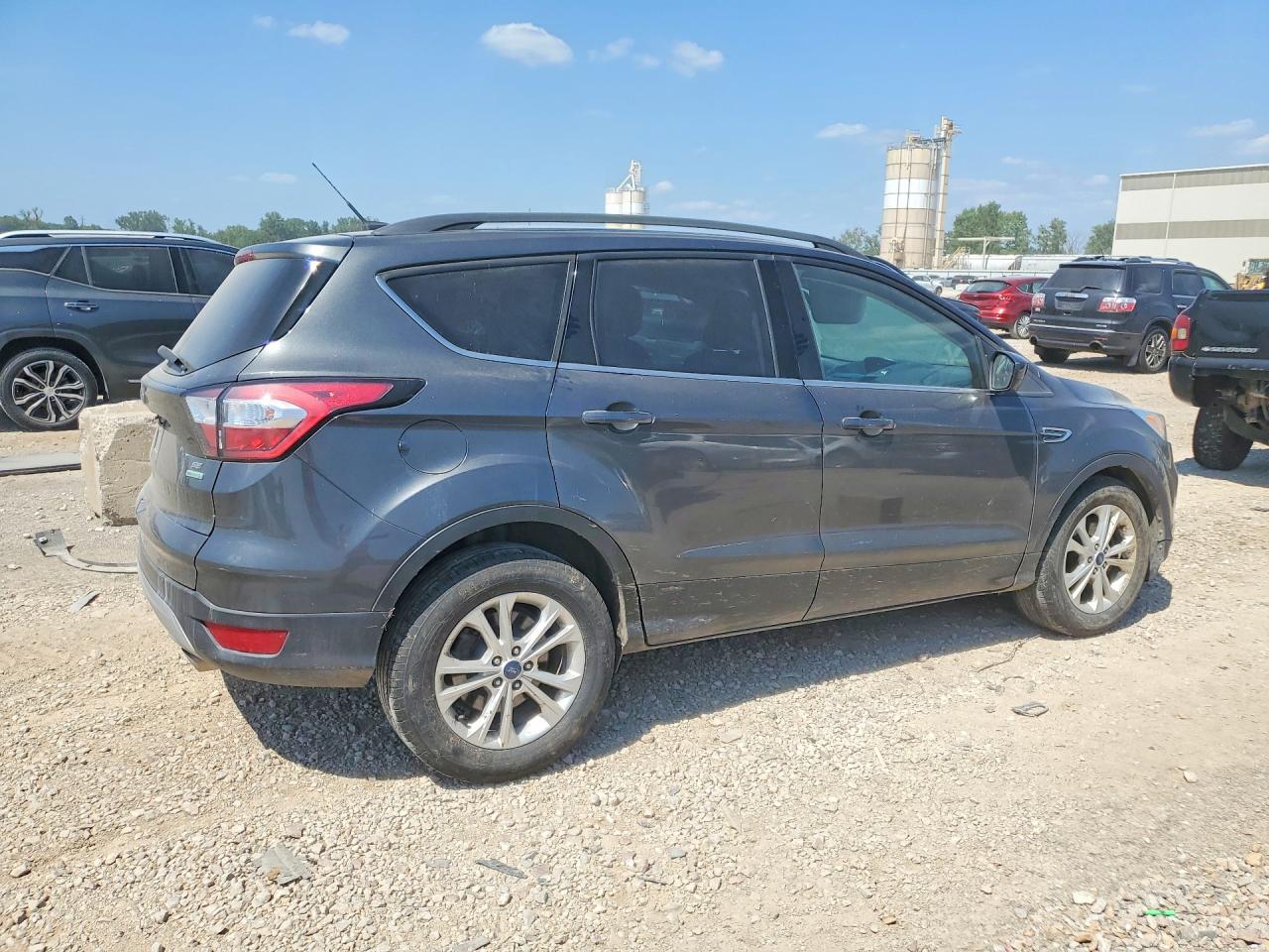2018 FORD ESCAPE SE — снимка 3