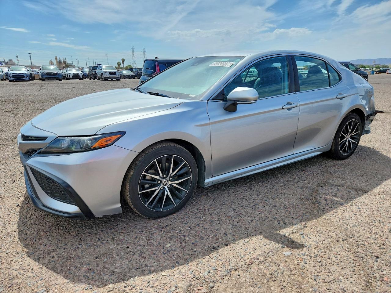 2022 TOYOTA CAMRY SE