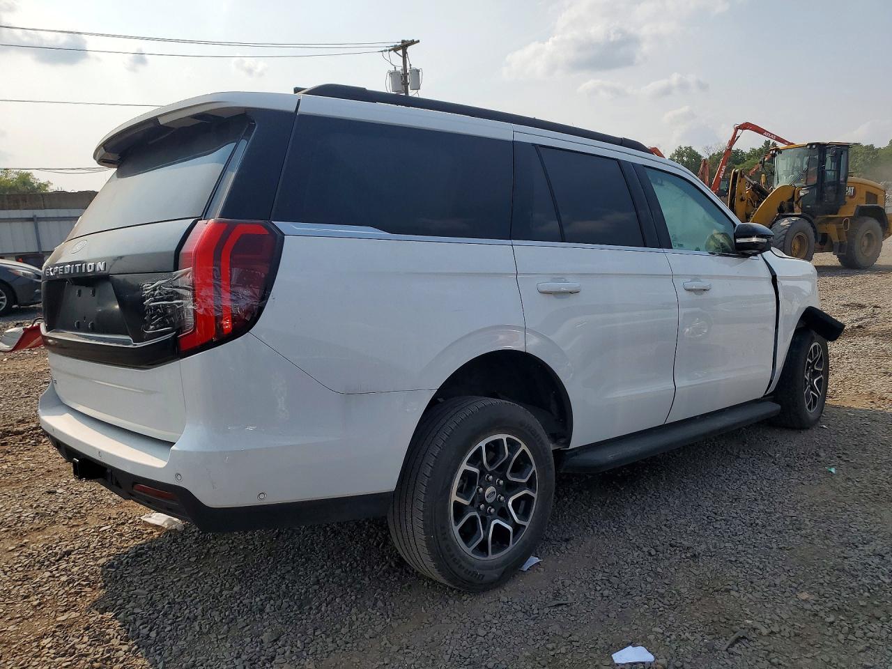 2025 FORD EXPEDITION ACTIVE — снимка 3