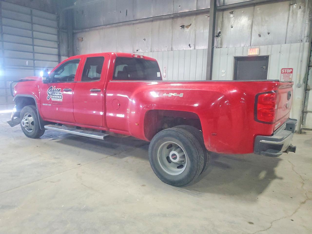 2015 GMC SIERRA3500 — снимка 2
