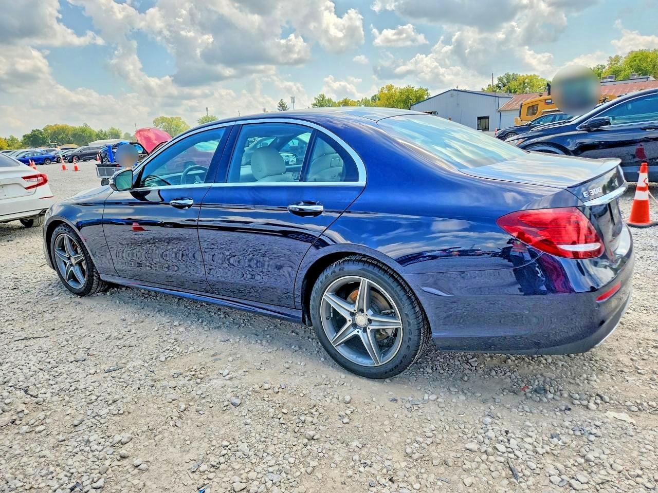 2019 MERCEDES-BENZ E 300 4MATIC — снимка 2