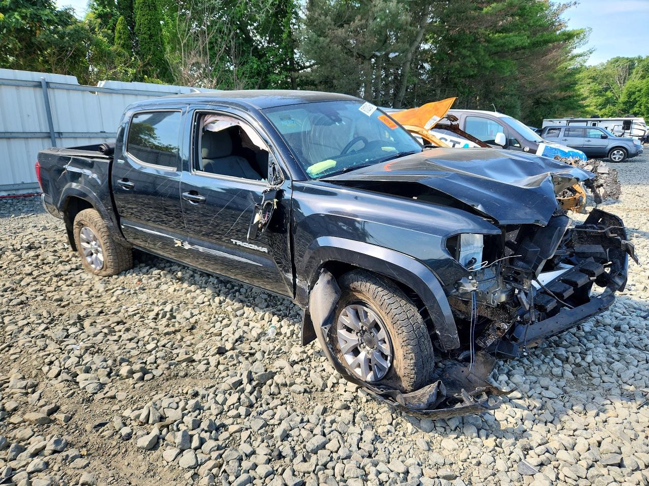 2019 TOYOTA TACOMA SR5 V6 — снимка 4