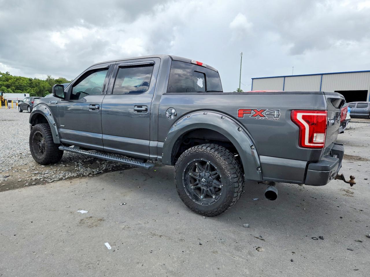 2015 FORD F150 SUPERCREW — снимка 2