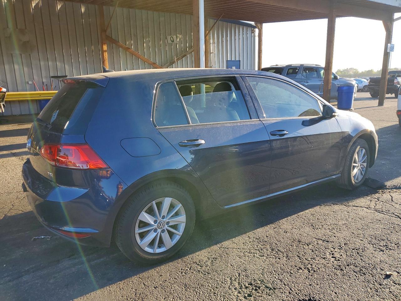 2016 VOLKSWAGEN GOLF S/SE — снимка 3