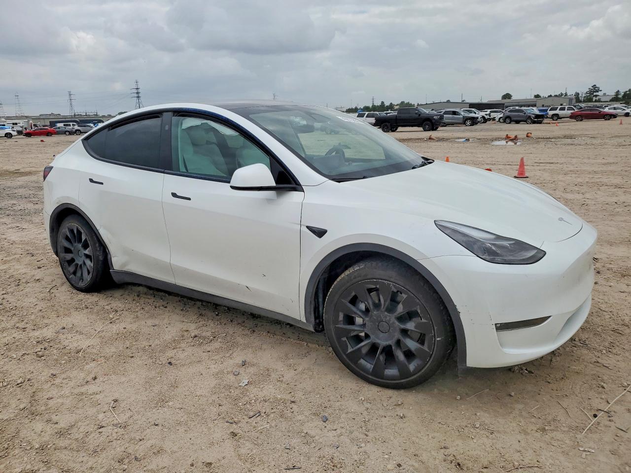 2023 TESLA MODEL Y — снимка 4