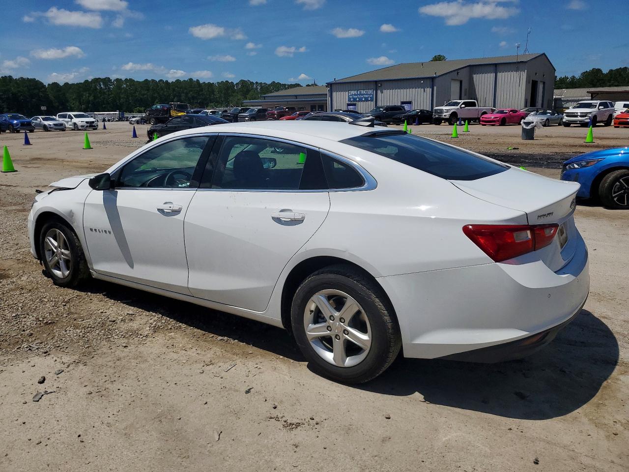 2024 CHEVROLET MALIBU LS — снимка 2