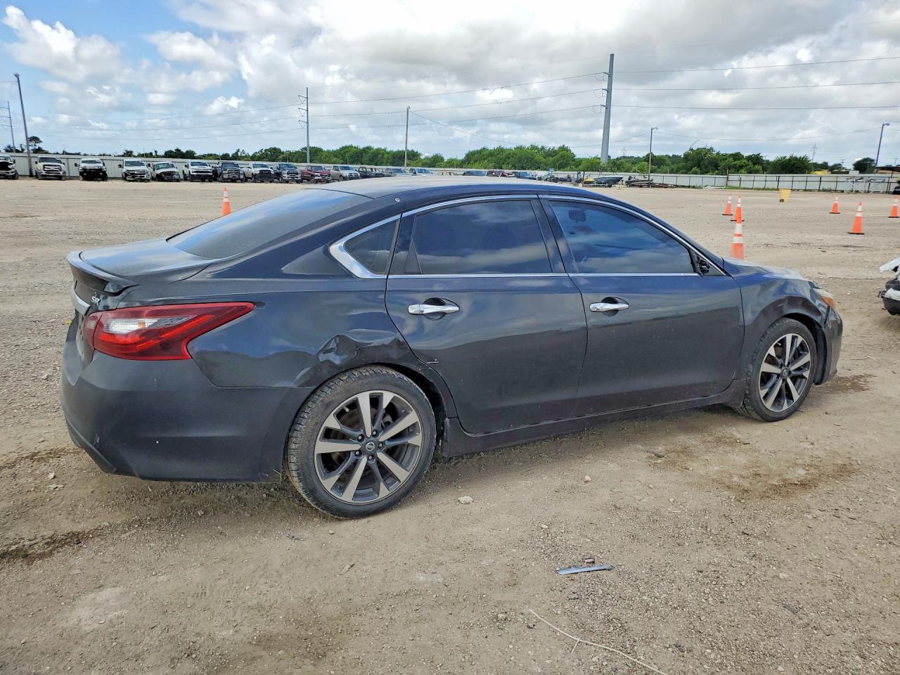 2017 NISSAN ALTIMA 2.5 SR — снимка 4