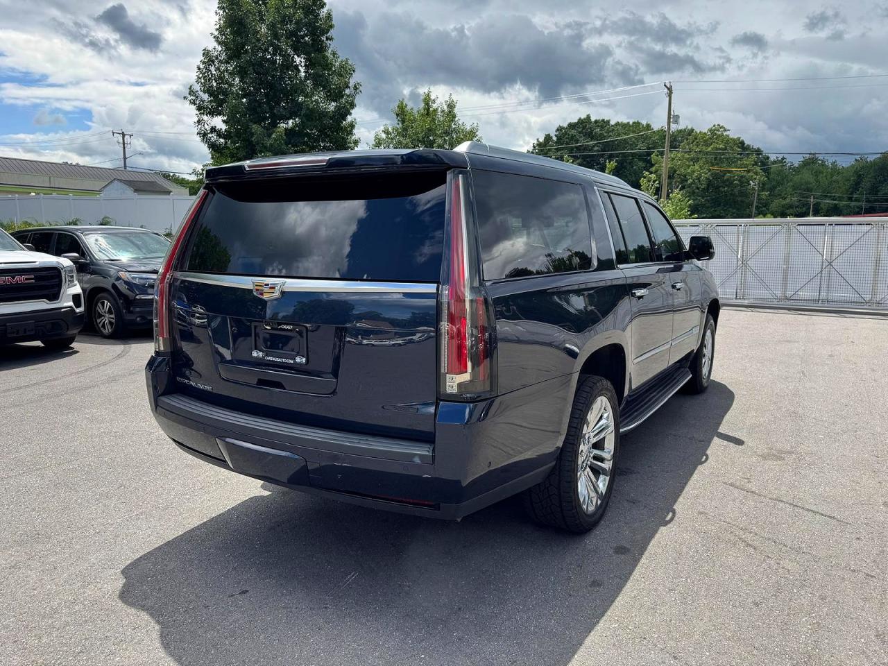 2019 CADILLAC ESCALADE ESV LUXURY — снимка 3