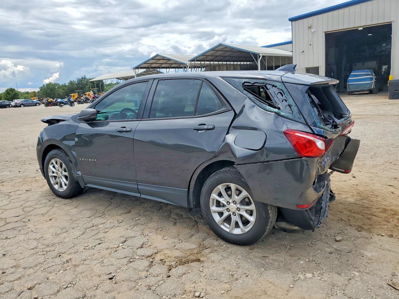 2018 CHEVROLET EQUINOX LS — снимка 2