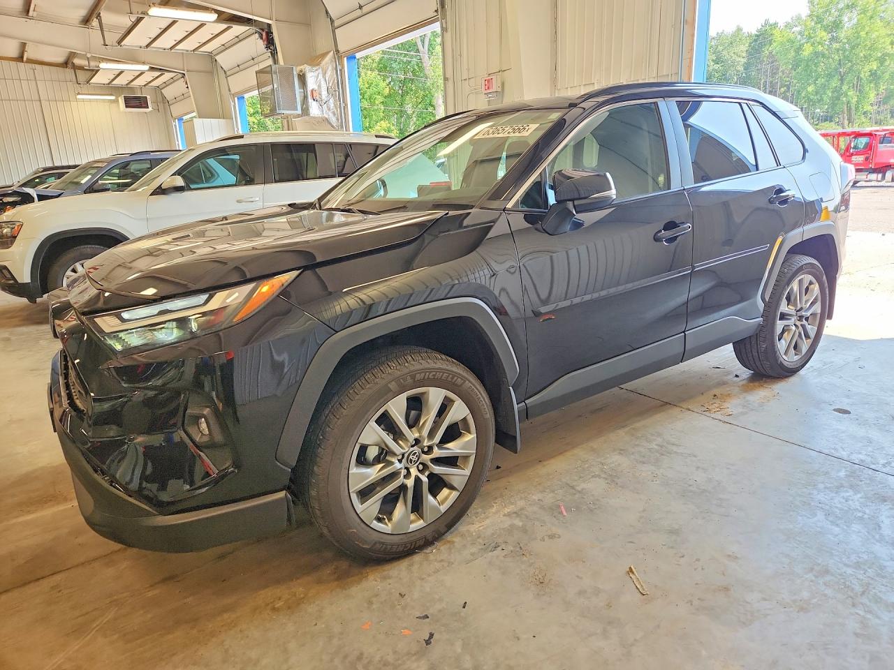 2025 TOYOTA RAV4 XLE PREMIUM