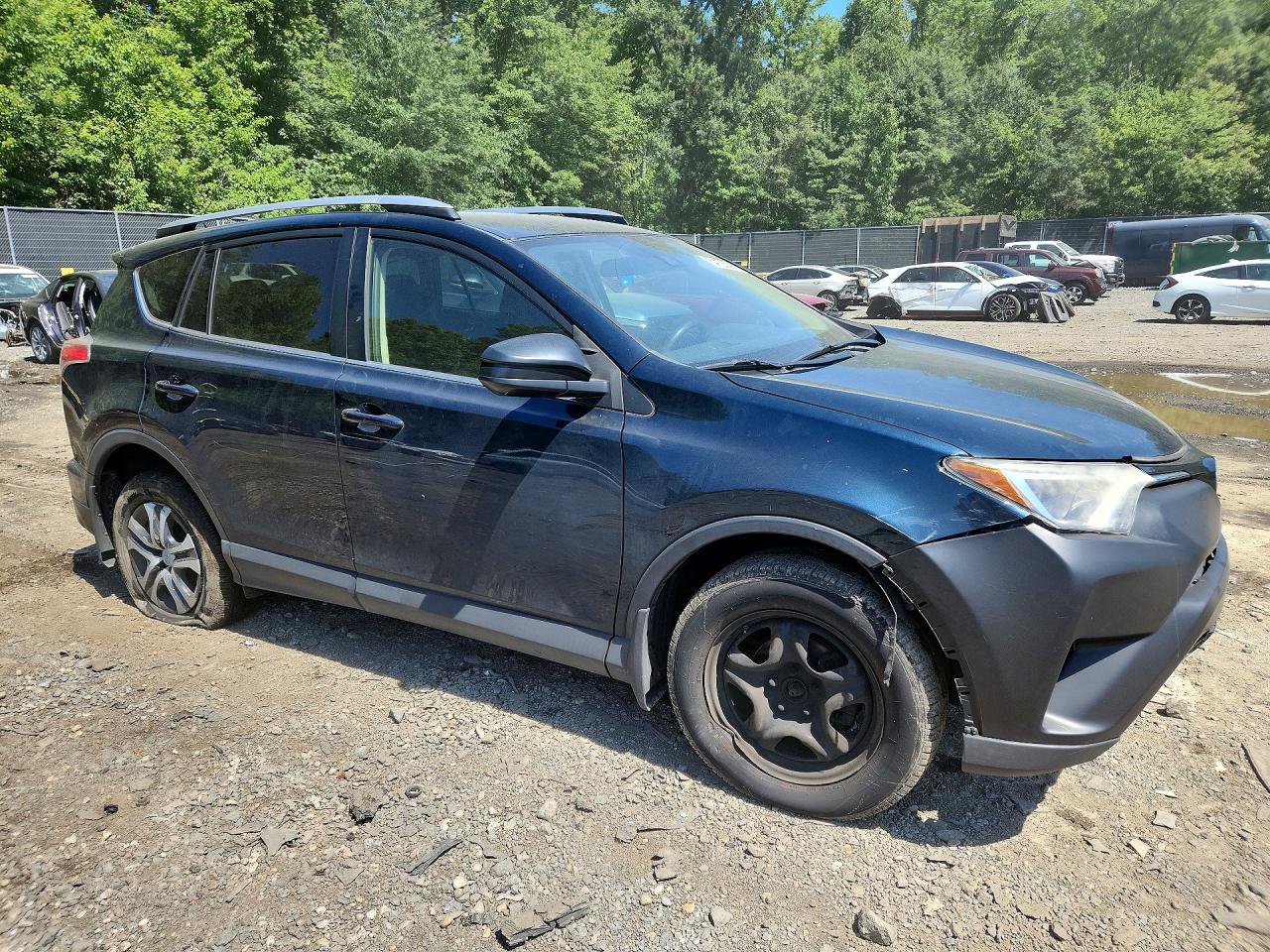 2017 TOYOTA RAV4 LE — снимка 4