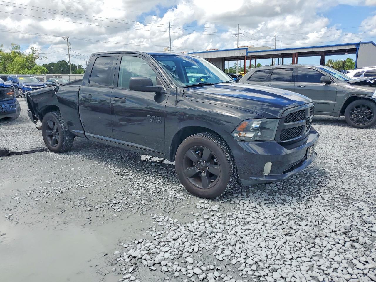 2015 RAM 1500 ST — снимка 4