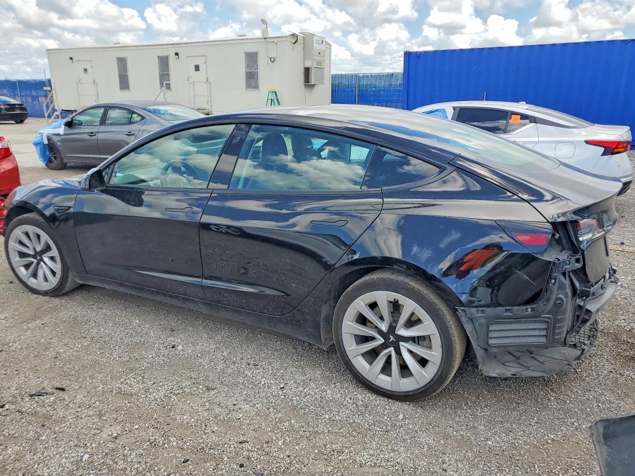2022 TESLA MODEL 3 — снимка 2