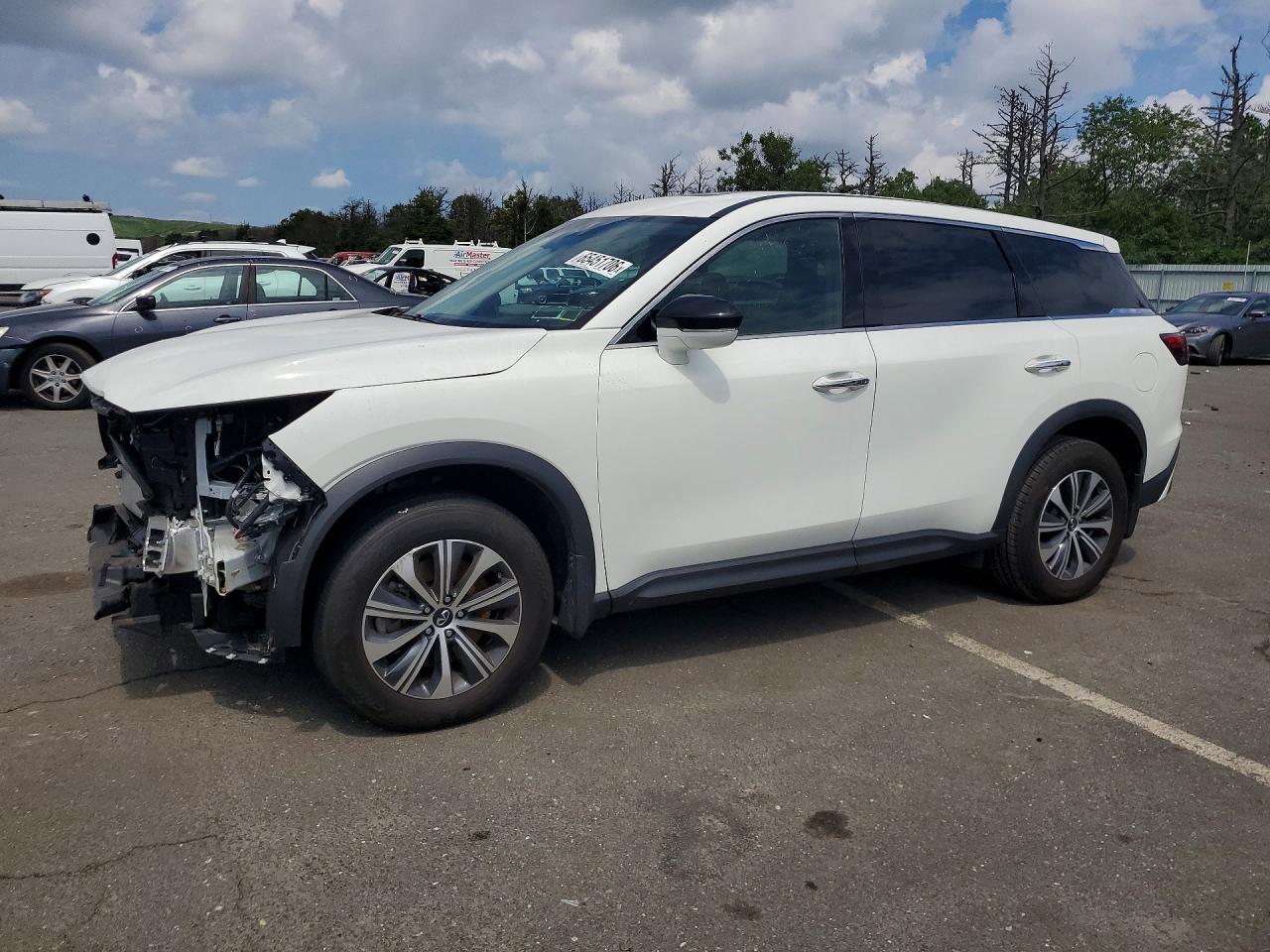 2024 INFINITI QX60 PURE