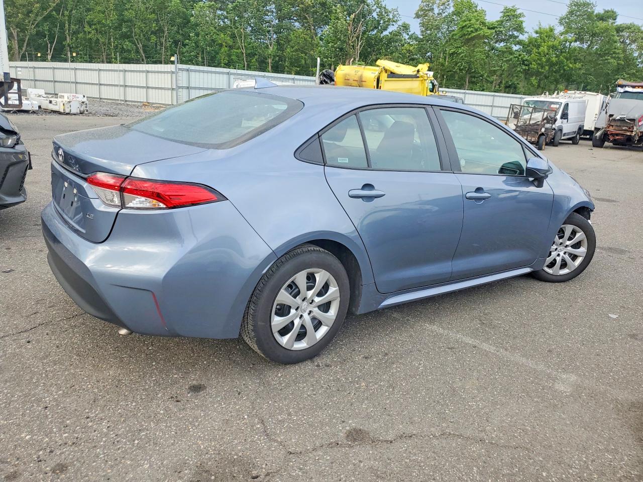 2026 TOYOTA COROLLA LE — снимка 3