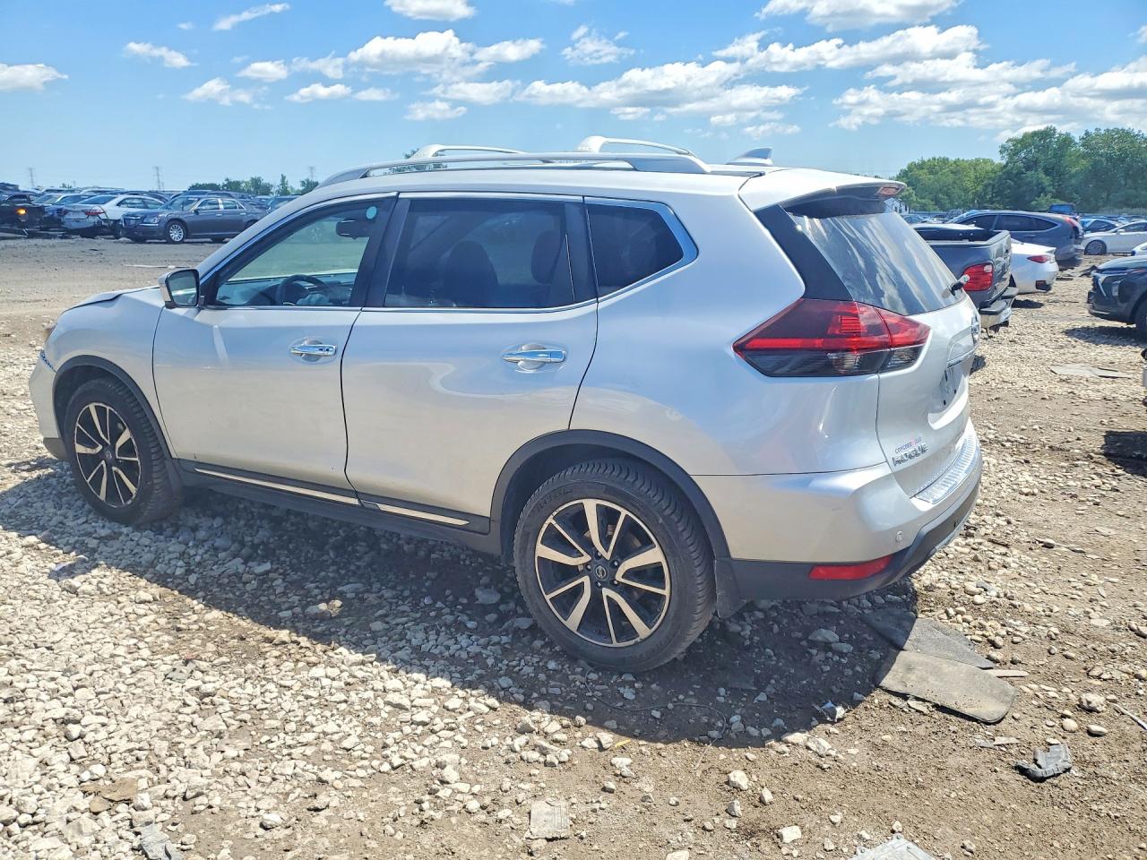 2019 NISSAN ROGUE SL — снимка 2