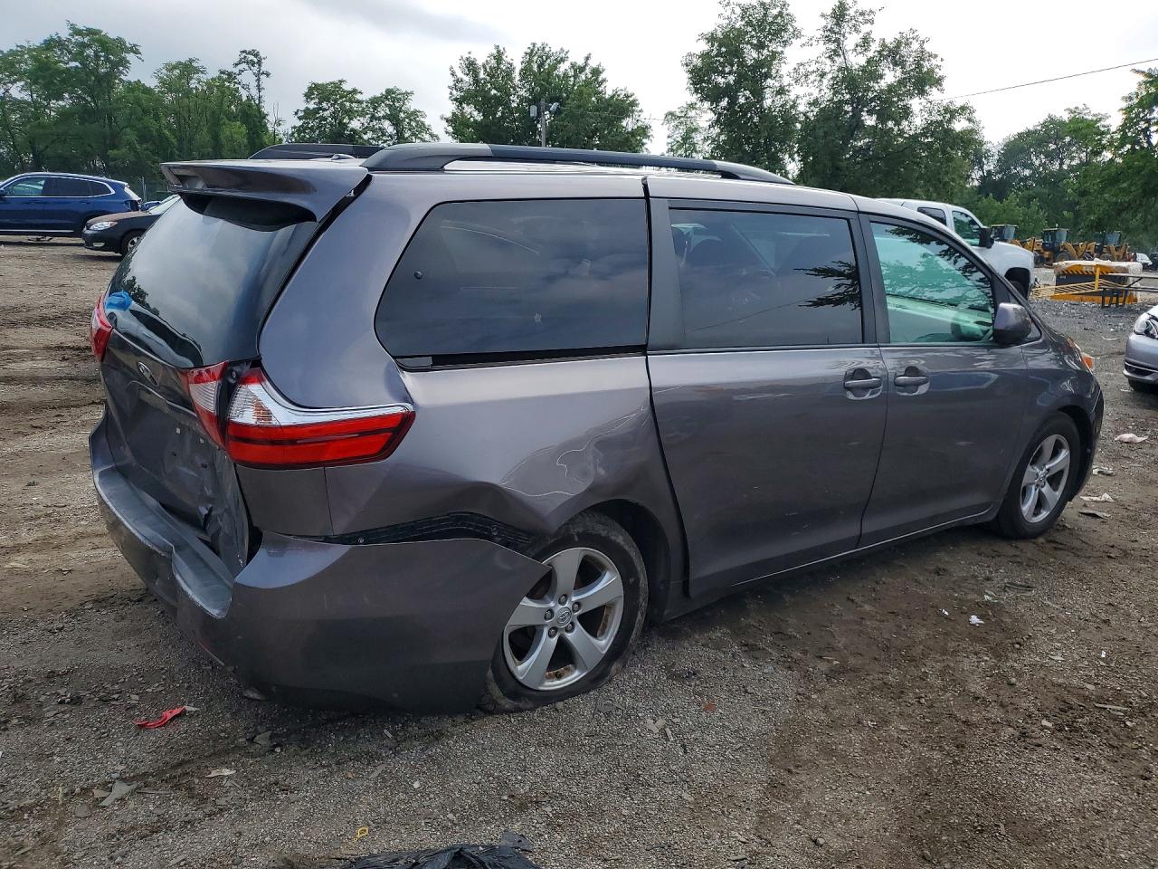 2015 TOYOTA SIENNA LE — снимка 3