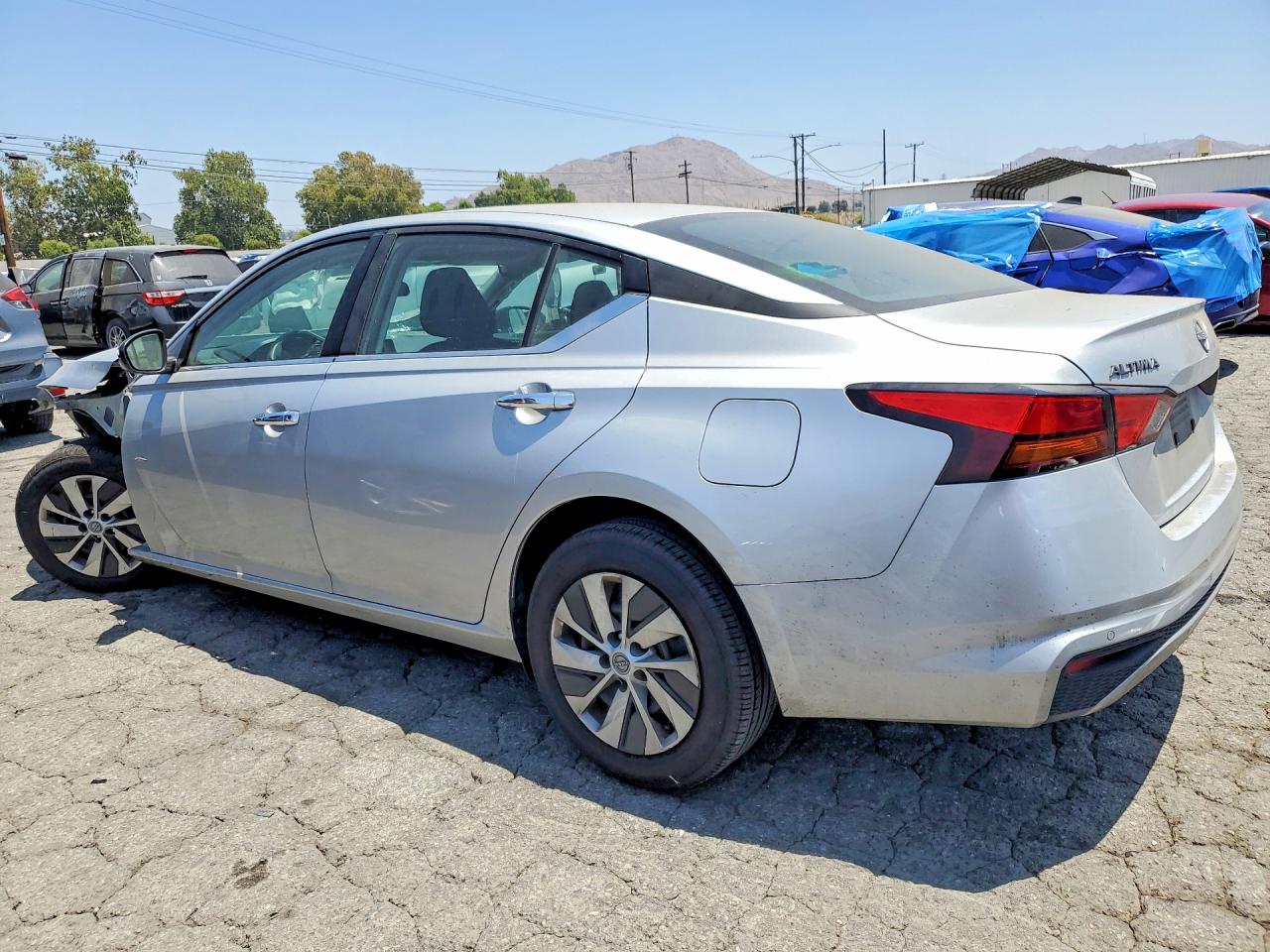 2024 NISSAN ALTIMA S — снимка 2