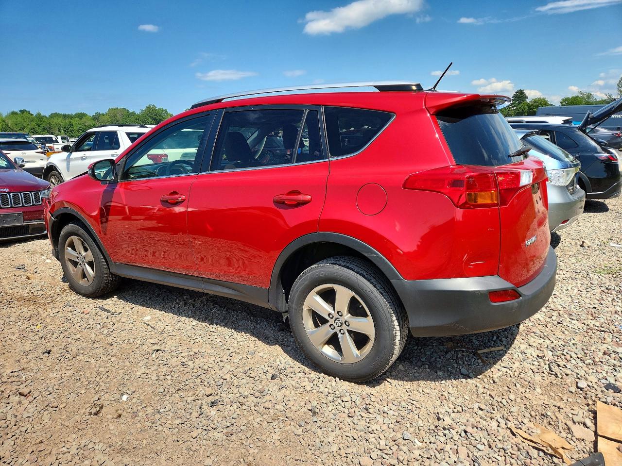2015 TOYOTA RAV4 XLE — снимка 2