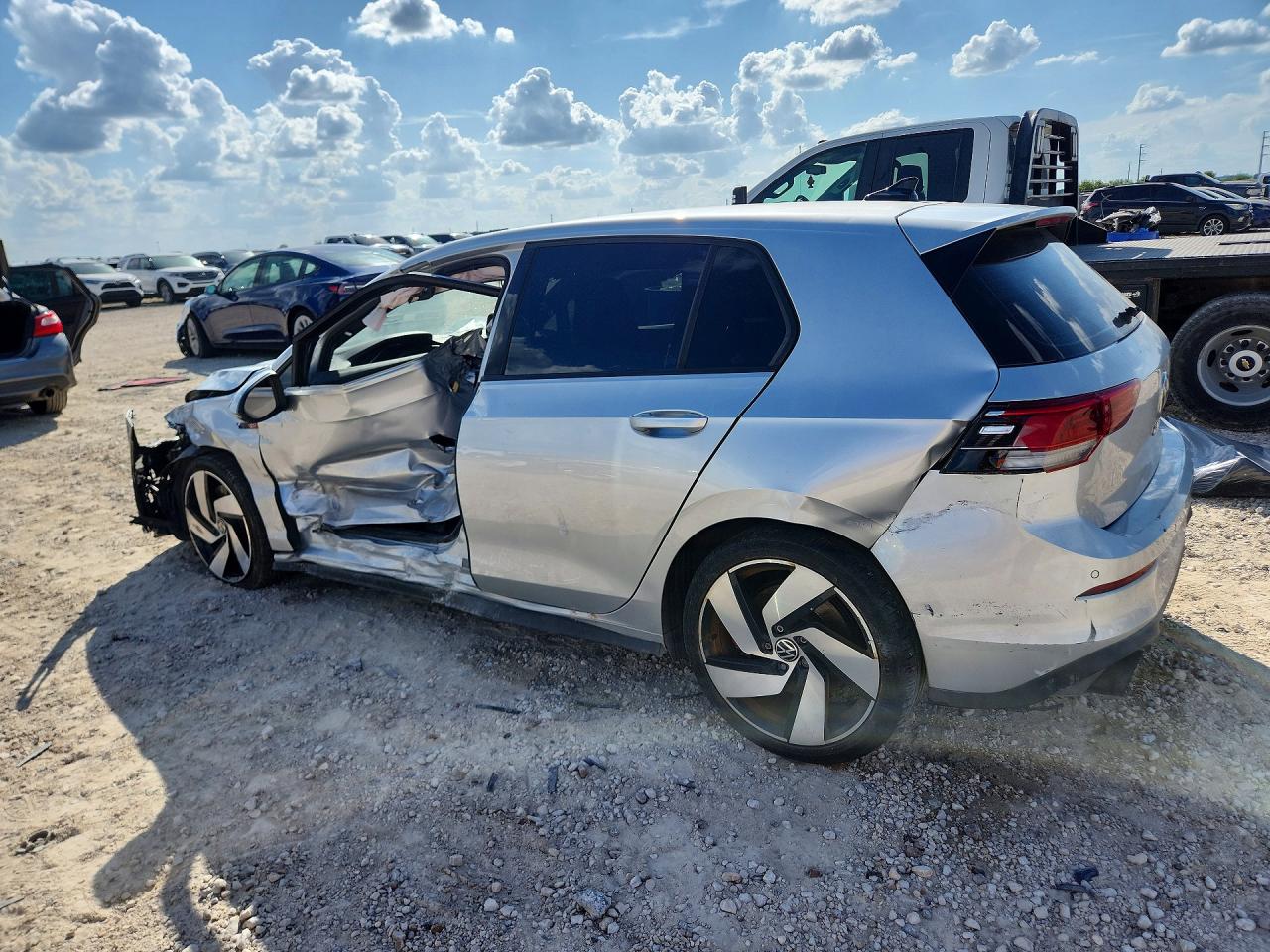2022 VOLKSWAGEN GTI S — снимка 2
